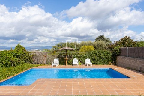 Villa for sale in Vallromanes, Barcelona, Spain 5 bedrooms, 362 sq.m. No. 150359 - photo 27