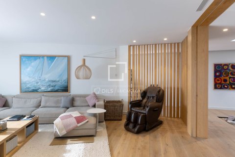 Villa for sale in Alella, Barcelona, Spain 6 bedrooms, 775 sq.m. No. 150357 - photo 7