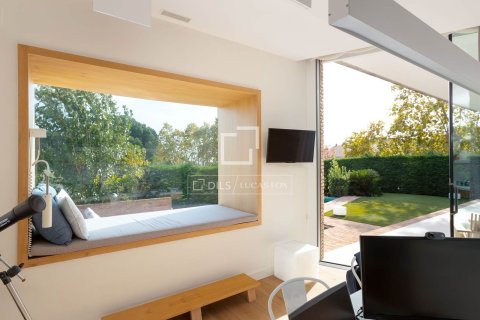 Villa for sale in Alella, Barcelona, Spain 6 bedrooms, 775 sq.m. No. 150357 - photo 27