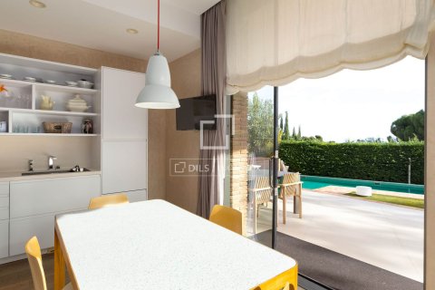 Villa for sale in Alella, Barcelona, Spain 6 bedrooms, 775 sq.m. No. 150357 - photo 13
