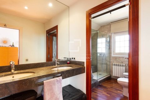 Villa in vendita a Castelldefels, Barcelona, Spagna 6 camere da letto, 305 mq. N° 150356 - foto 26