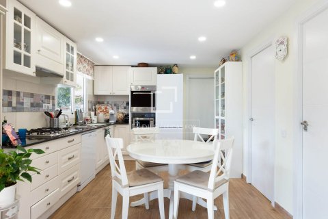 Villa in vendita a Castelldefels, Barcelona, Spagna 6 camere da letto, 305 mq. N° 150356 - foto 9