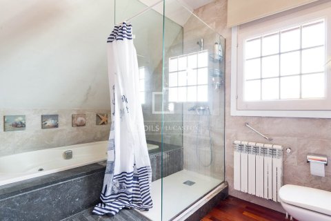 Villa in vendita a Castelldefels, Barcelona, Spagna 6 camere da letto, 305 mq. N° 150356 - foto 27