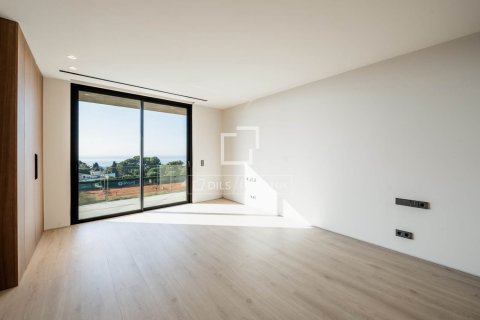 Villa for sale in Teia, Barcelona, Spain 4 bedrooms, 611 sq.m. No. 150360 - photo 27