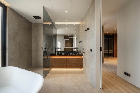 Villa for sale in Teia, Barcelona, Spain 4 bedrooms, 611 sq.m. No. 150360 - photo 25