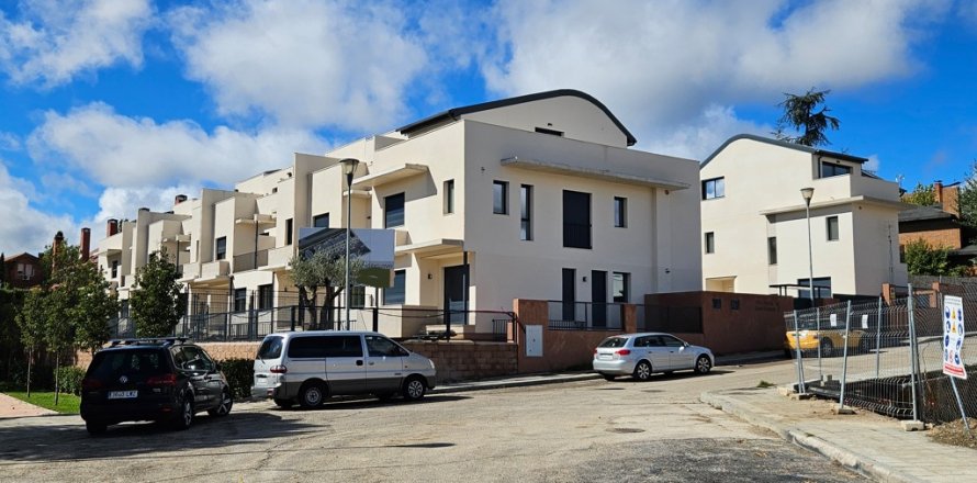 Māja Pozuelo de Alarcon, Madrid, Spānijā 5 istabas, 290.46 m2 Nr. 107585