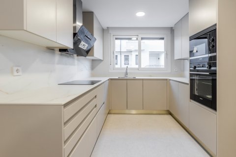 Townhouse for sale Pozuelo de Alarcon, Madrid, Spain 5 bedrooms, 293.3 sq.m. No. 107587 - photo 9