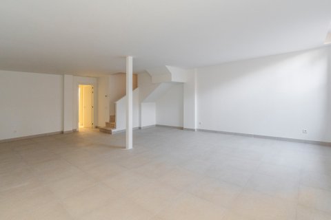 Townhouse for sale Pozuelo de Alarcon, Madrid, Spain 5 bedrooms, 293.3 sq.m. No. 107587 - photo 28