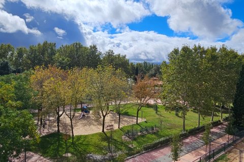 Townhouse for sale Pozuelo de Alarcon, Madrid, Spain 5 bedrooms, 293.3 sq.m. No. 107587 - photo 27