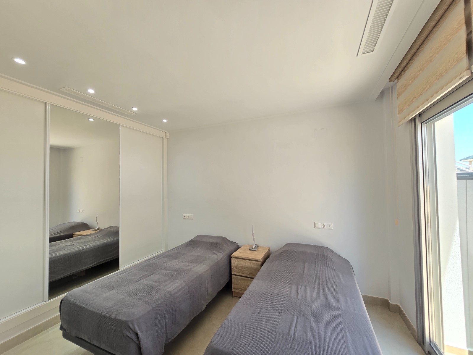 Villa en Alicante, España 3 dormitorios, 107 m2 No. 173860