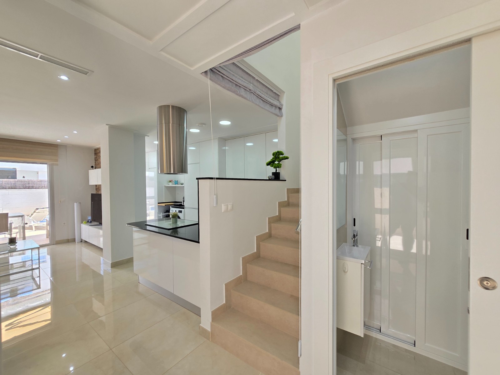Villa en Alicante, España 3 dormitorios, 107 m2 No. 173860