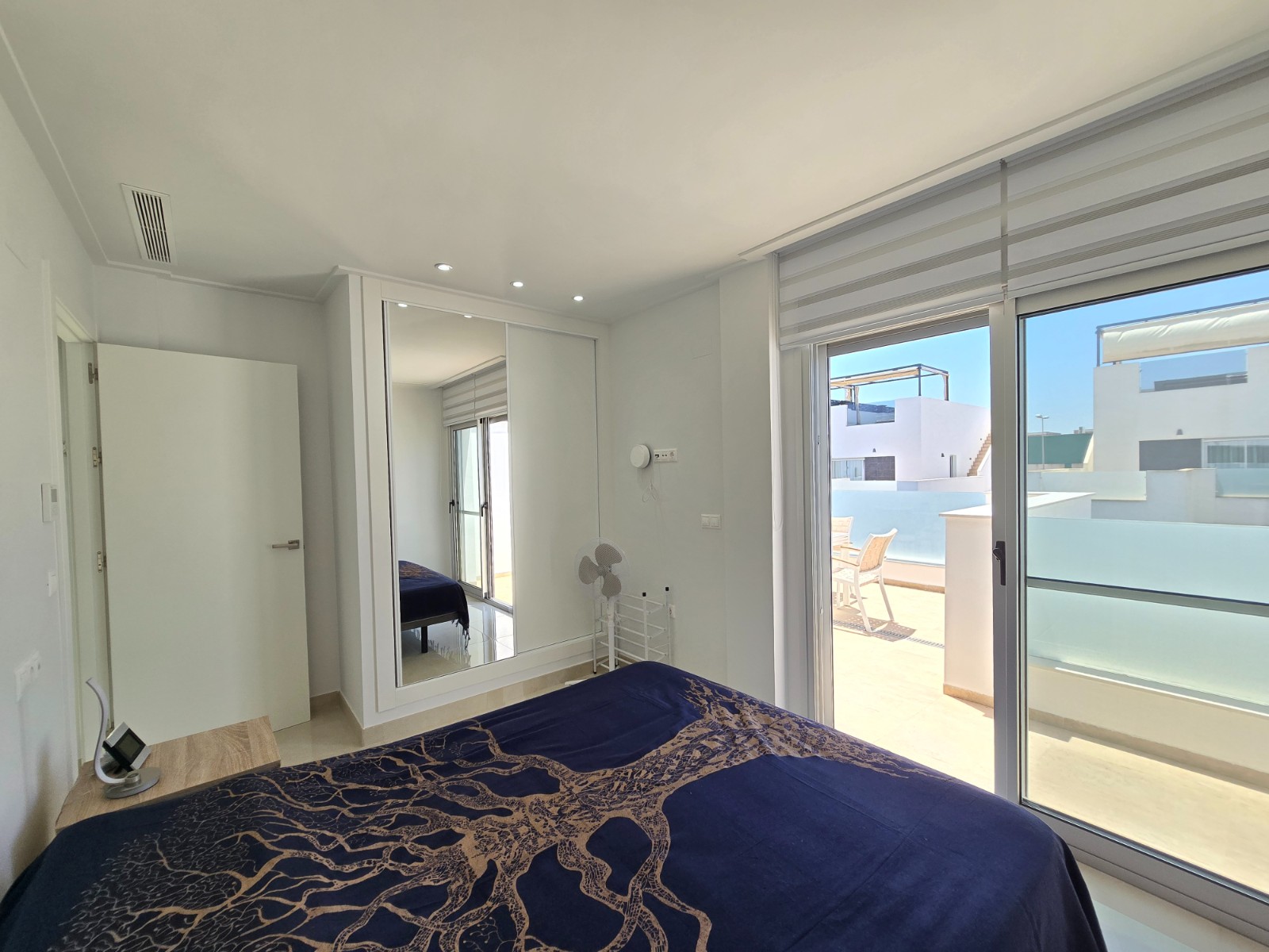 Villa en Alicante, España 3 dormitorios, 107 m2 No. 173860