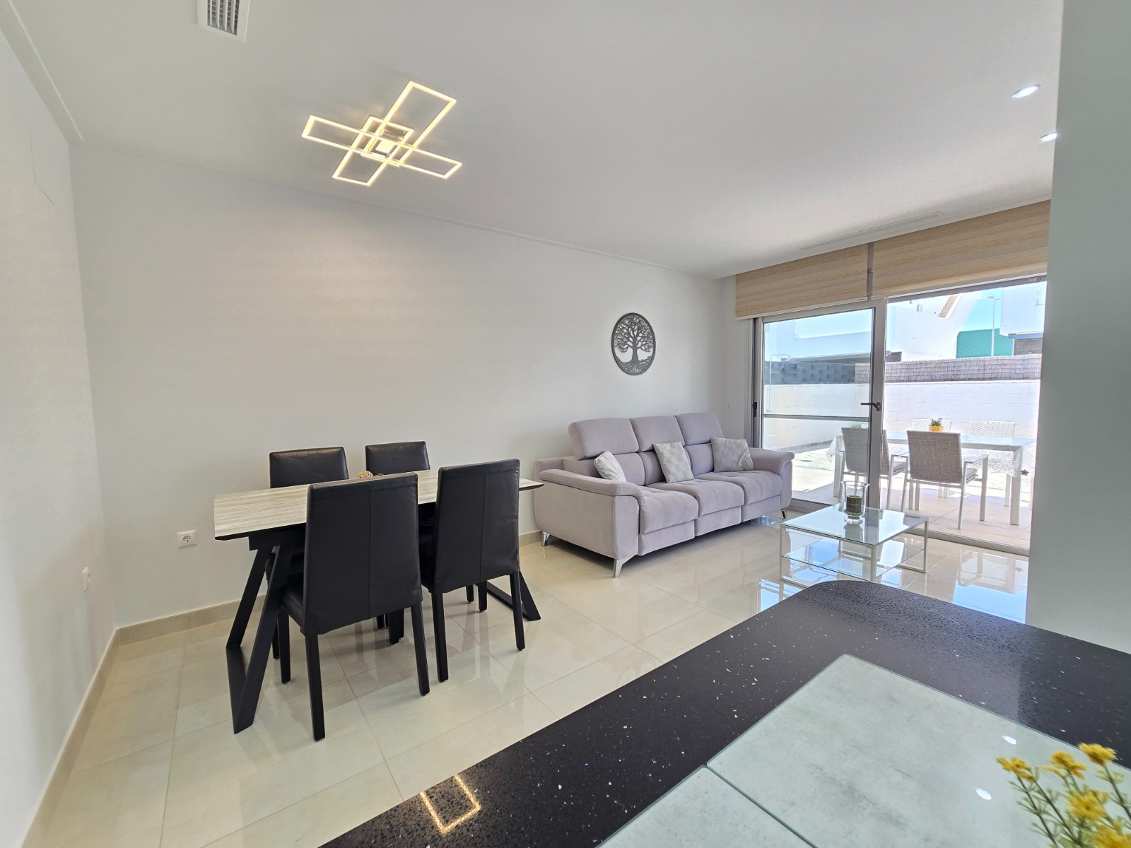 Villa en Alicante, España 3 dormitorios, 107 m2 No. 173860