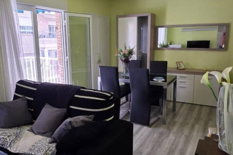 Apartment for sale in Torrevieja, Alicante, Spain 3 bedrooms, 93 sq.m. No. 191994 - photo 4