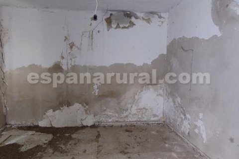 House for sale in Caniles, Granada, Spain 195 sq.m. No. 184195 - photo 11