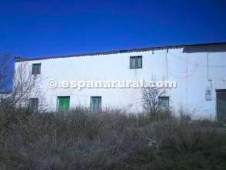 Talo Caniles, Granada, Espanja 195 m2 No. 184195