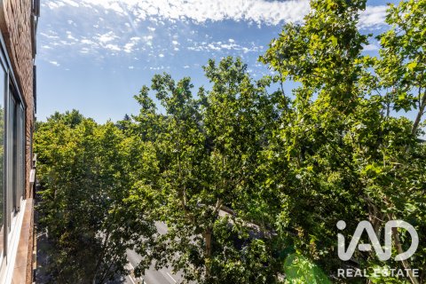 Apartament w Madrid, Hiszpania 5 sypialni, 201 mkw. nr 187686 – zdjęcie 9