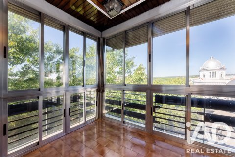 Apartament w Madrid, Hiszpania 5 sypialni, 201 mkw. nr 187686 – zdjęcie 6