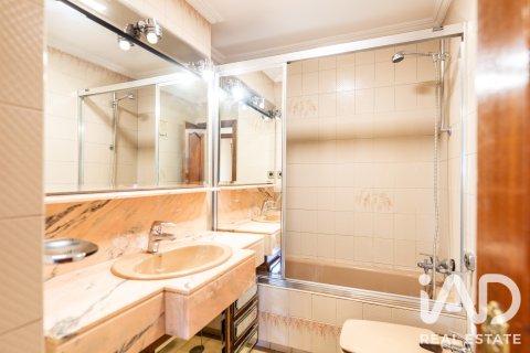 Apartament w Madrid, Hiszpania 5 sypialni, 201 mkw. nr 187686 – zdjęcie 29