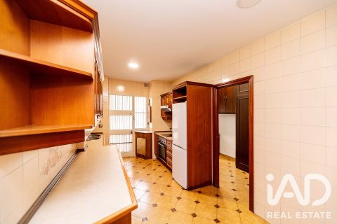 Apartament w Madrid, Hiszpania 5 sypialni, 201 mkw. nr 187686 – zdjęcie 24