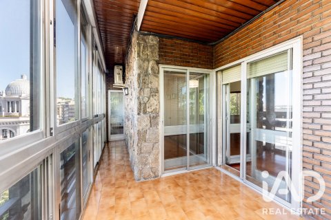 Apartament w Madrid, Hiszpania 5 sypialni, 201 mkw. nr 187686 – zdjęcie 7