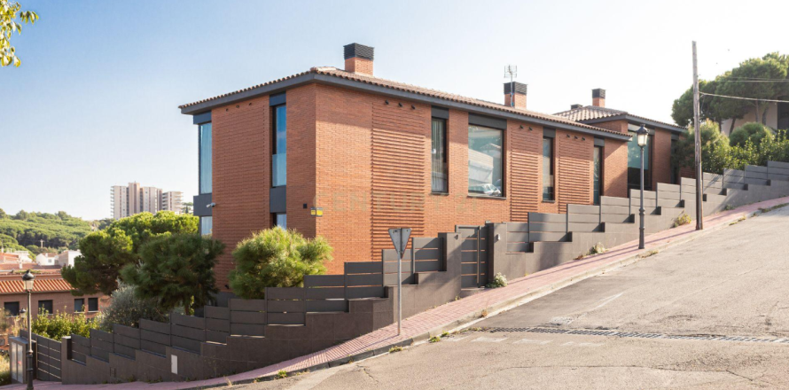 Dom w S'Agaro, Girona, Hiszpania 6 sypialni, 674 mkw. nr 141409