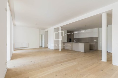 Apartament w Barcelona, Hiszpania 2 sypialnie, 150 mkw. nr 150892 – zdjęcie 4