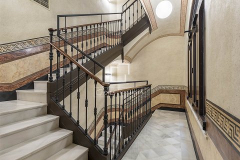 Apartament w Barcelona, Hiszpania 2 sypialnie, 150 mkw. nr 150892 – zdjęcie 30