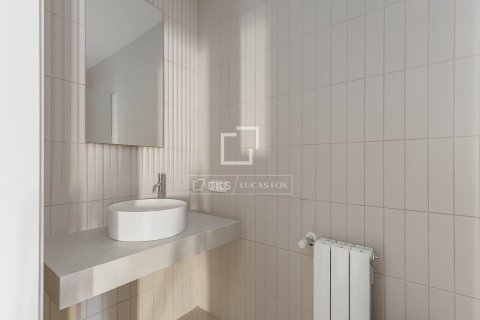 Apartament w Barcelona, Hiszpania 2 sypialnie, 150 mkw. nr 150892 – zdjęcie 25