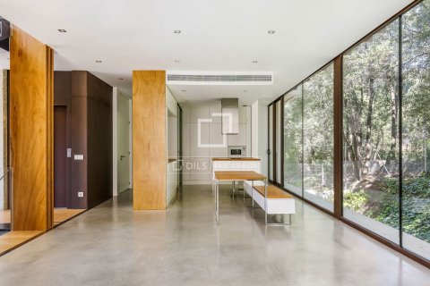 Villa till salu i Sant Cugat Del Valles, Barcelona, Spanien 6 sovrum, 600 kvm. Nr. 150888 - foto 3