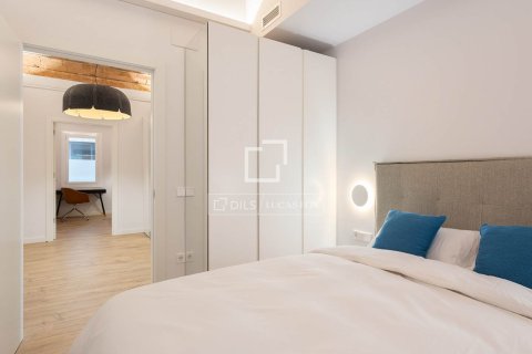 Apartament w Barcelona, Hiszpania 3 sypialnie, 125 mkw. nr 150893 – zdjęcie 24