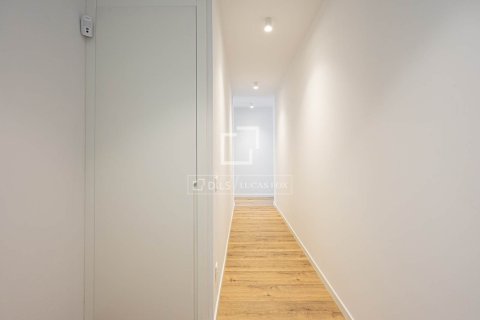 Appartamento in vendita a Barcelona, Spagna 3 camere da letto, 99 mq. N° 150890 - foto 20