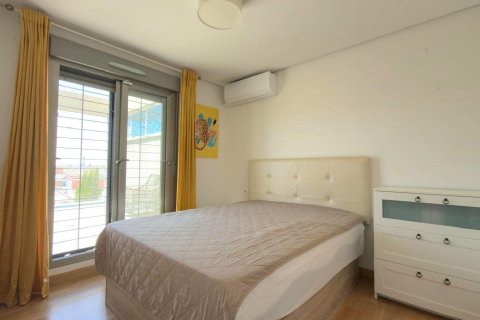 House for sale in Torrevieja, Alicante, Spain 3 bedrooms, 109 sq.m. No. 195239 - photo 17