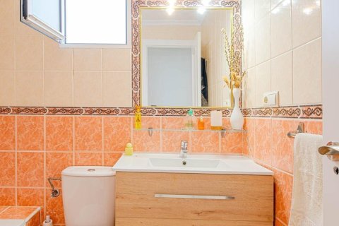 Appartamento in vendita a Torrevieja, Alicante, Spagna 2 camere da letto, 65 mq. N° 195240 - foto 11