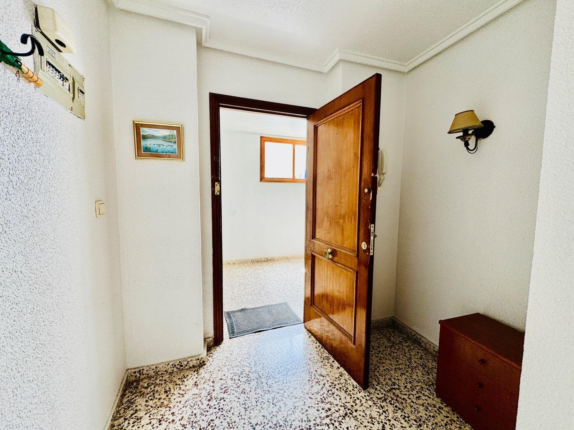 Penthouse in Torrevieja, Alicante, Spain 3 bedrooms, 112 sq.m. No. 195237