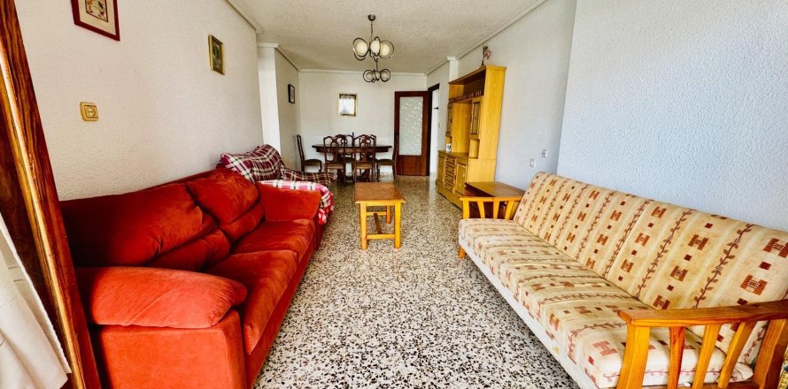 Penthouse in Torrevieja, Alicante, Spain 3 bedrooms, 112 sq.m. No. 195237