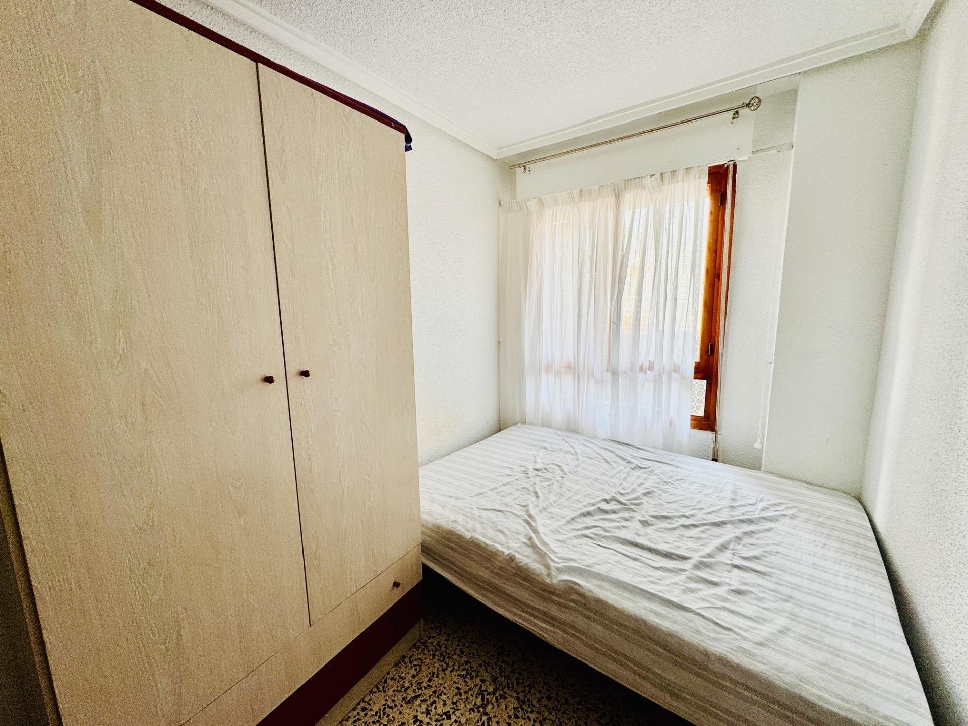 Penthouse in Torrevieja, Alicante, Spain 3 bedrooms, 112 sq.m. No. 195237