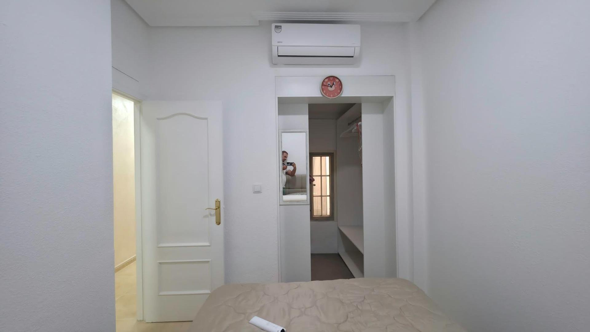 Appartamento a Torrevieja, Alicante, Spagna 2 camere da letto, 55 mq. N° 195242