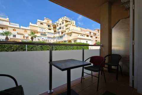 Apartamento en venta en Torrevieja, Alicante, España 2 dormitorios, 55 m2 No. 195242 - foto 13