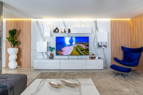 Penthäuser zum Verkauf in Alicante, Spanien 5 Schlafzimmer, 253 m2 Nr. 177537 - Foto 9