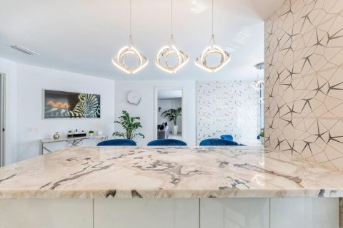 Penthäuser zum Verkauf in Alicante, Spanien 5 Schlafzimmer, 253 m2 Nr. 177537 - Foto 22