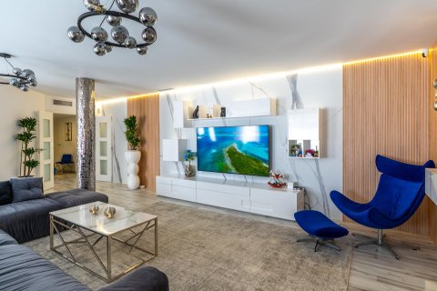 Penthäuser zum Verkauf in Alicante, Spanien 5 Schlafzimmer, 253 m2 Nr. 177537 - Foto 3