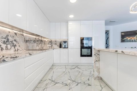 Penthäuser zum Verkauf in Alicante, Spanien 5 Schlafzimmer, 253 m2 Nr. 177537 - Foto 7