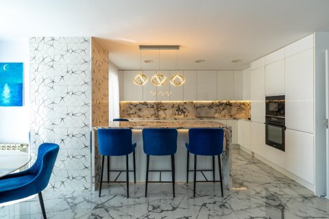 Penthäuser zum Verkauf in Alicante, Spanien 5 Schlafzimmer, 253 m2 Nr. 177537 - Foto 4