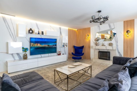 Penthäuser zum Verkauf in Alicante, Spanien 5 Schlafzimmer, 253 m2 Nr. 177537 - Foto 12