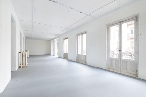 Huoneisto myytävänä Madrid, Espanja, 2 makuuhuonetta, 152 m2 No. 177538 - kuva 7