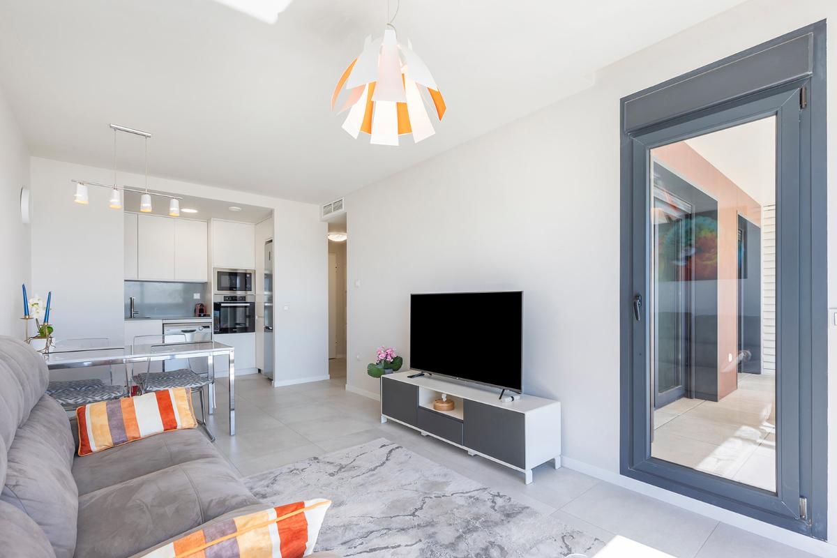 Apartment in Pilar de la Horadada, Alicante, Spain 2 bedrooms, 79 sq.m. No. 101668