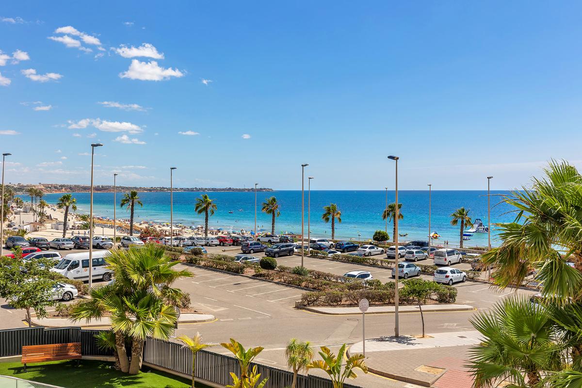 Apartment in Pilar de la Horadada, Alicante, Spain 2 bedrooms, 79 sq.m. No. 101668