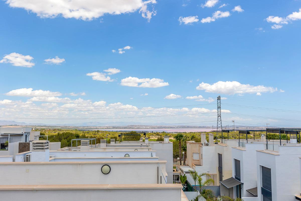 Villa a Orihuela, Alicante, Spagna 3 camere da letto, 140 mq. N° 101669