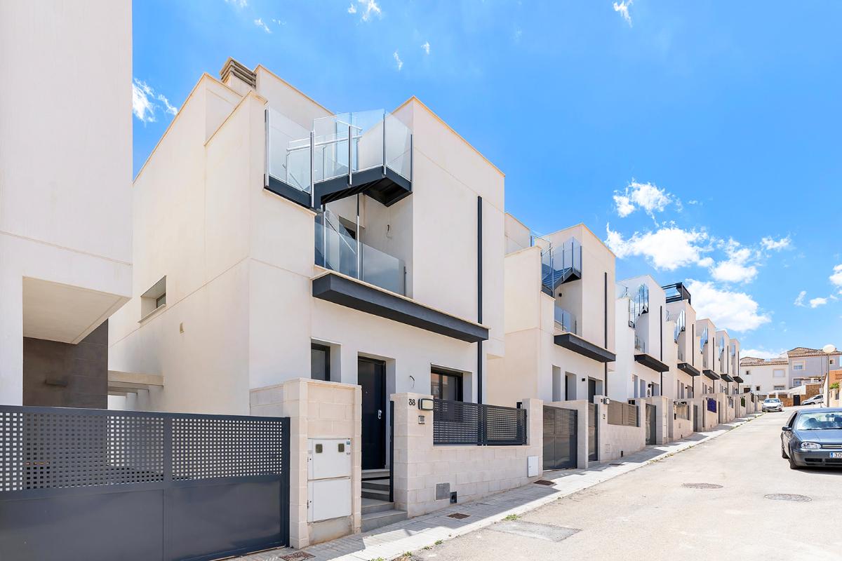 Villa a Orihuela, Alicante, Spagna 3 camere da letto, 140 mq. N° 101669